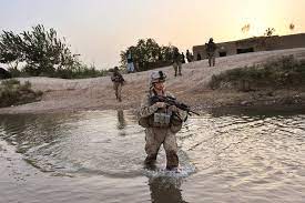 2013 US Ends Ban on Women in Combat